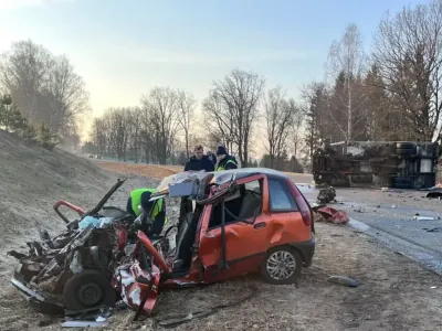 25-летняя водитель и 34-летняя пассажирка погибли в страшном ДТП