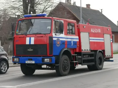 В Пружанском районе загорелись несколько домов и построек