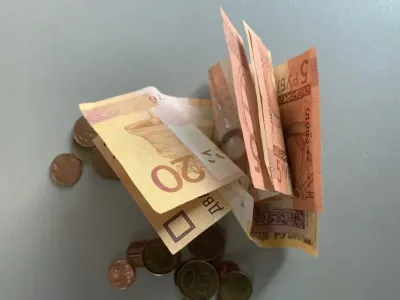 Кто в Беларуси зарабатывает меньше всего?