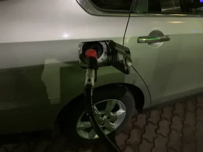 Автомобильное топливо в Беларуси сегодня дорожает еще раз