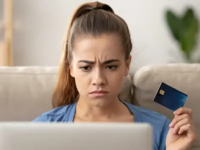 Белорусы столкнутся с новыми ограничениями по банковским картам