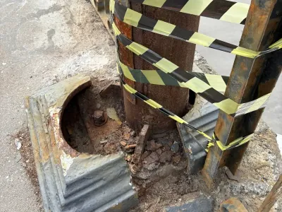 На путепроводе по ул. Ленина в Бресте демонтируют старые осветительные опоры