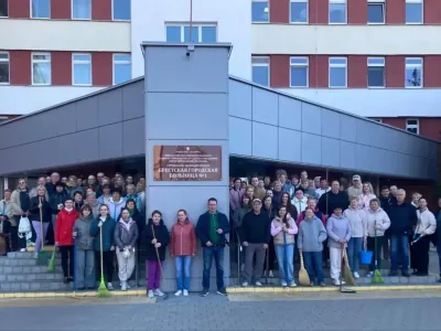 Брестчан вышли на республиканский субботник — фоторепортаж