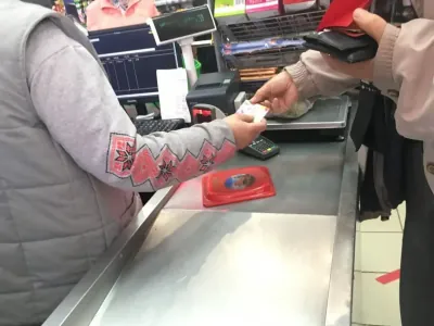 Белорусы стали тратить в магазинах больше — Белстат назвал точную сумму за день