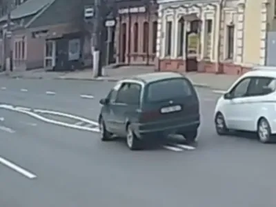 Обогнал на пешеходном переходе — камера всё записала: штраф и полгода без прав