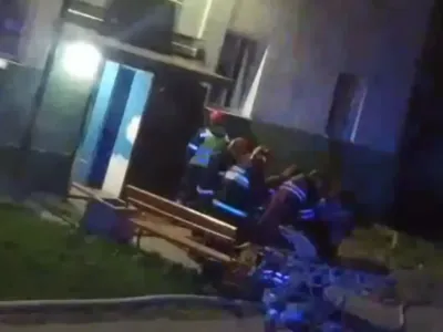 В Березе спасатели вынесли мужчину из горящей квартиры — он госпитализирован