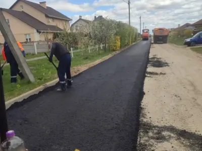 Жители улицы в Бресте сами попросили асфальт — и добились своего
