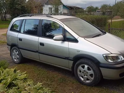 Белорус 5 лет ведёт учёт расходов на 26-летний Opel Zafira — вот что получилось