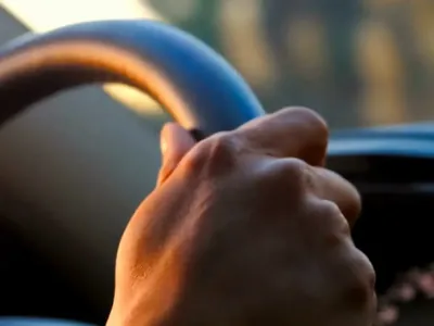 Белорус покатался на машине друга и теперь должен 8 тысяч рублей
