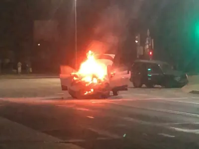 В Бресте после столкновения загорелся Renault — подробности ДТП