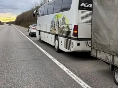 В рейсовом автобусе на границе нашли товаров на 1,2 млн рублей — без документов