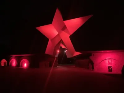 2 тысячи километров ради одной ночи: зачем супруги с Кубани приехали в Брестскую крепость