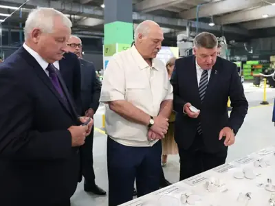 Лукашенко обрисовал основные контуры стратегии развития Брестского электролампового завода