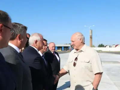 Лукашенко посещает Березовский район