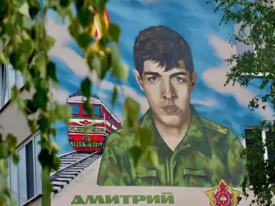 В Бресте открыли мурал в память о курсанте Дмитрии Гвишиани