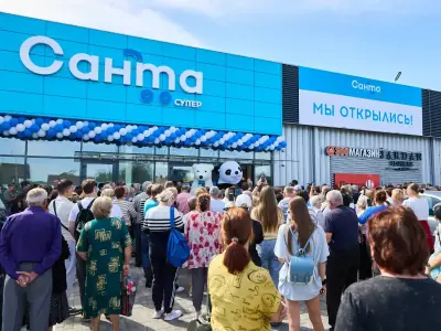 Открытие новой «Санты» на Речице собрало сотни брестчан: чем удивил магазин