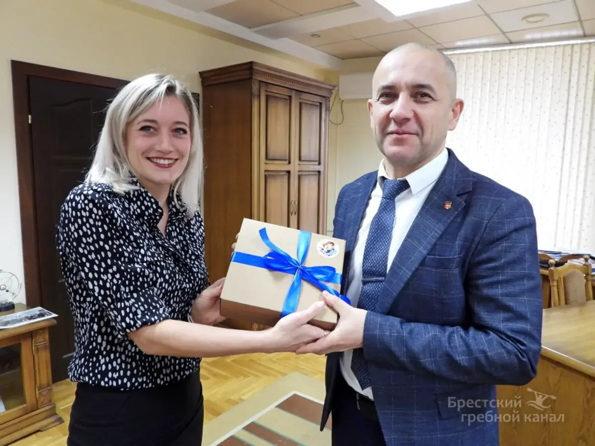 Брестчанка уже 18 лет работает на гребном канале — познакомьтесь с ней