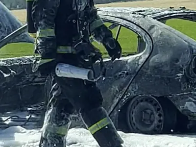 Читатель: Сегодня под Кобрином на М1 полностью сгорел автомобиль